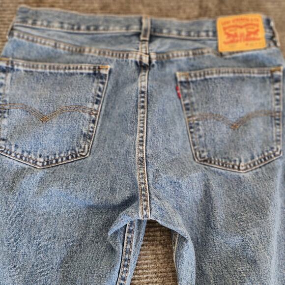 Levis 505 Jeans Mens 36x32 Blue Medium Wash Regular Fit - Picture 7 of 10